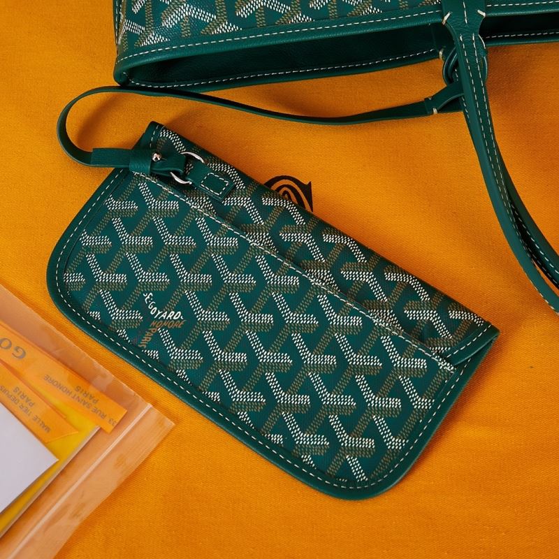 Goyard Shopping Bags